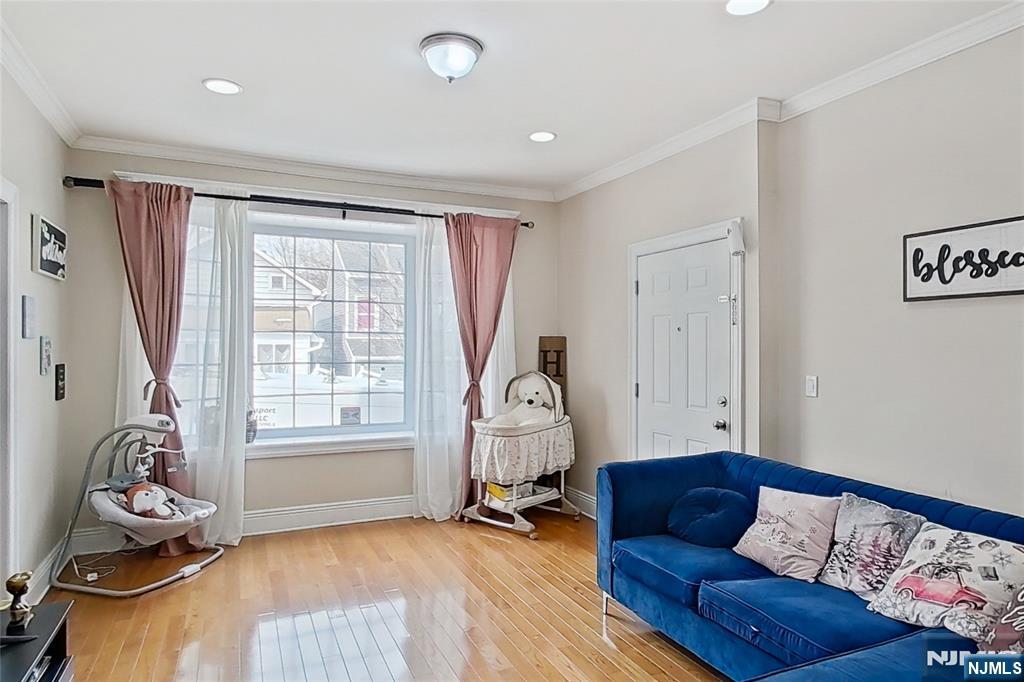 80 Newark Avenue, Paterson, NJ, 07503