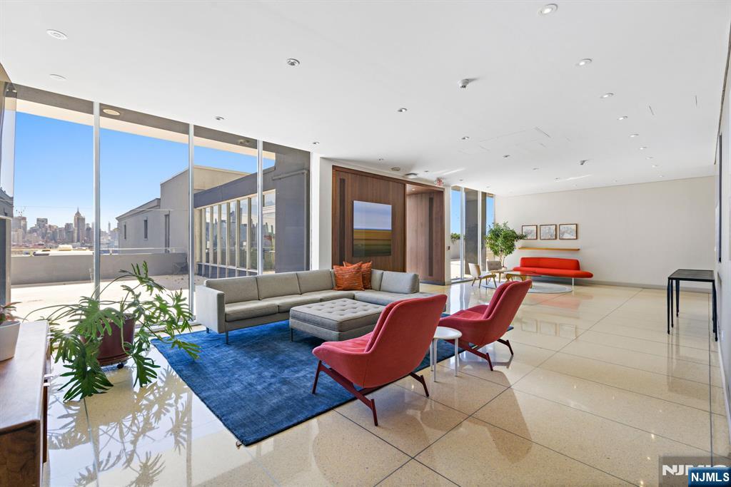 6050 E John F Kennedy Boulevard #20G