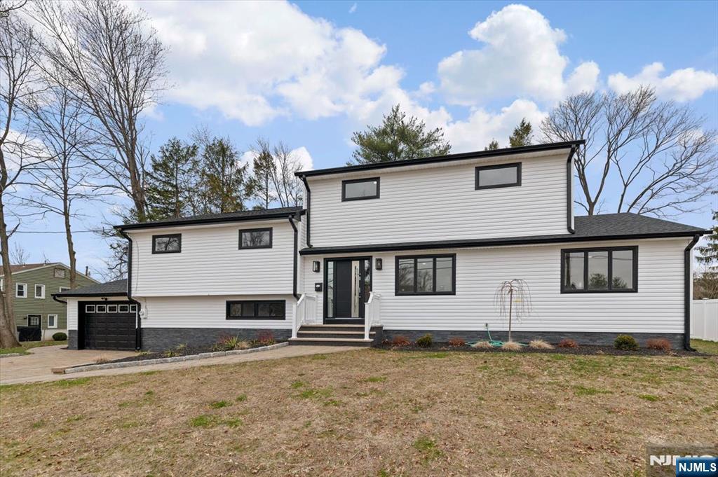 229 Standish Road - Photo 3