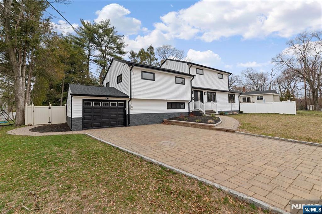 229 Standish Road - Photo 4