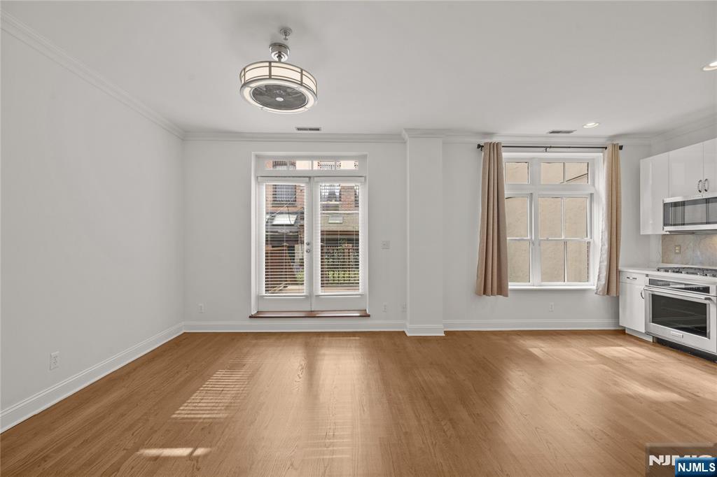 104 York Street UNIT 2A, Jersey City, NJ, 07302