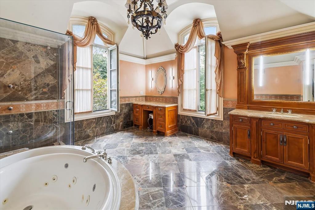 47 Fox Hedge Road, Saddle River, NJ 07458 Listing Photo  14