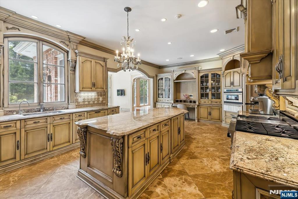 47 Fox Hedge Road, Saddle River, NJ 07458 Listing Photo  7