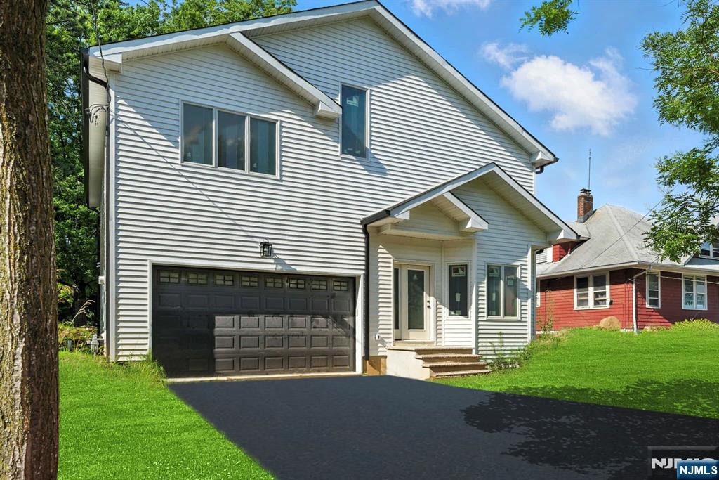 Homes for sale in River Edge, NJ | 42 Howland Ave, River Edge, NJ 07661 | MLS# 26001485