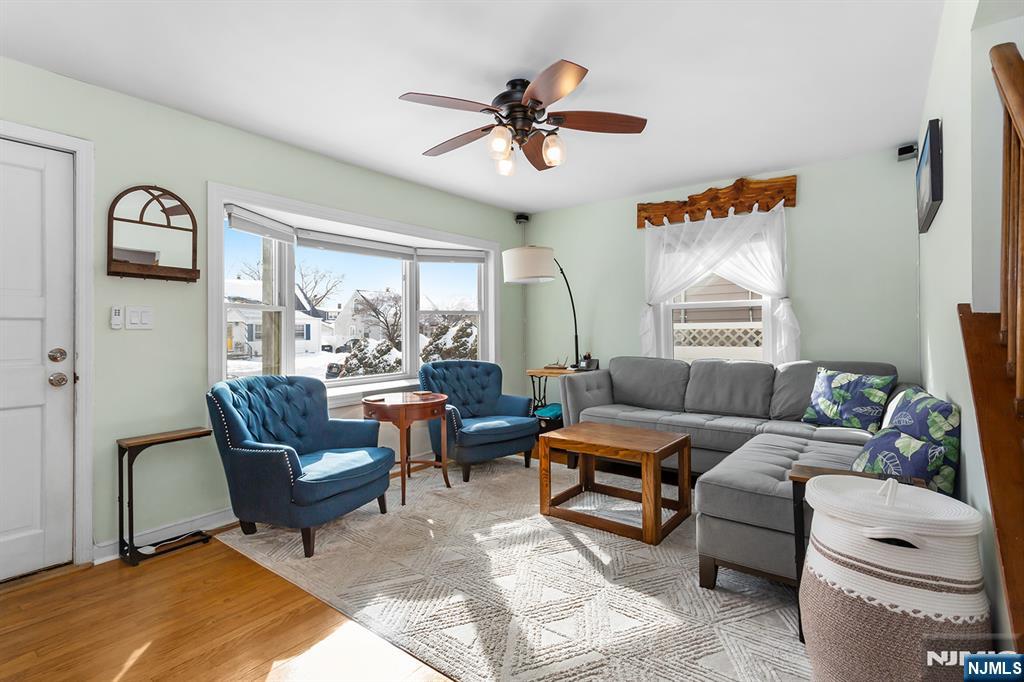 Homes for sale in Elmwood Park, NJ | 127 Tuella Ave, Elmwood Park, NJ 07407 | MLS# 26001513