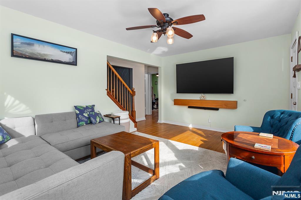 Homes for sale in Elmwood Park, NJ | 127 Tuella Ave, Elmwood Park, NJ 07407 | MLS# 26001513