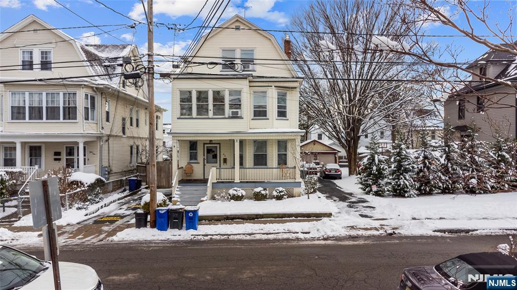 Homes for sale in West Orange, NJ | 54 Riggs Pl, West Orange, NJ 07052 | MLS# 26001523