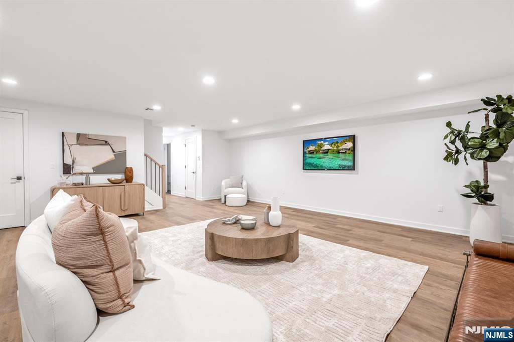 19 Fey Place — photo 26