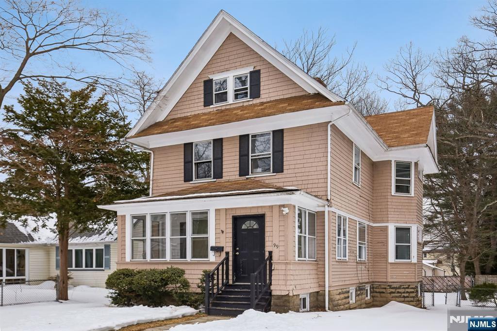 55 Esther St, Newark City, NJ, 07105-4714