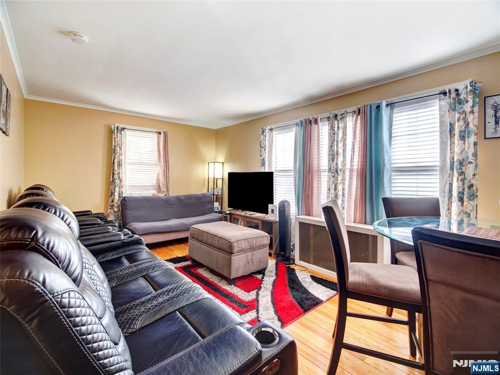 36 McKay Avenue - Photo 4