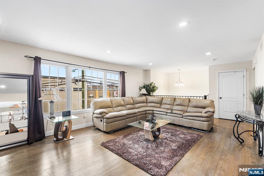 128 Baltimore Avenue - Photo 4