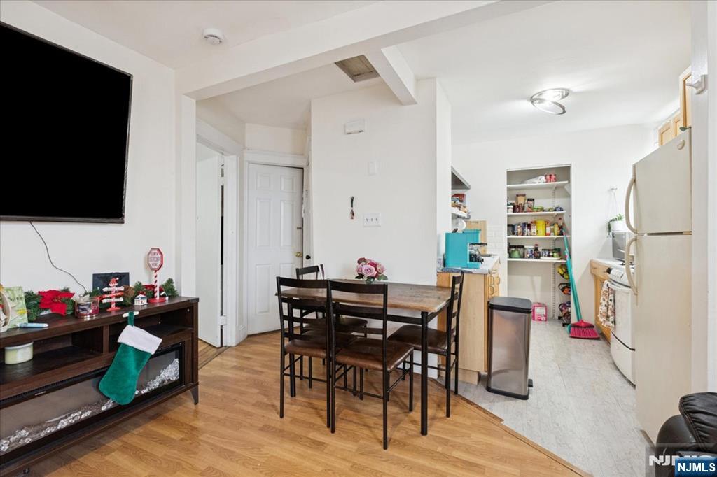 8617 Smith Avenue - Photo 5