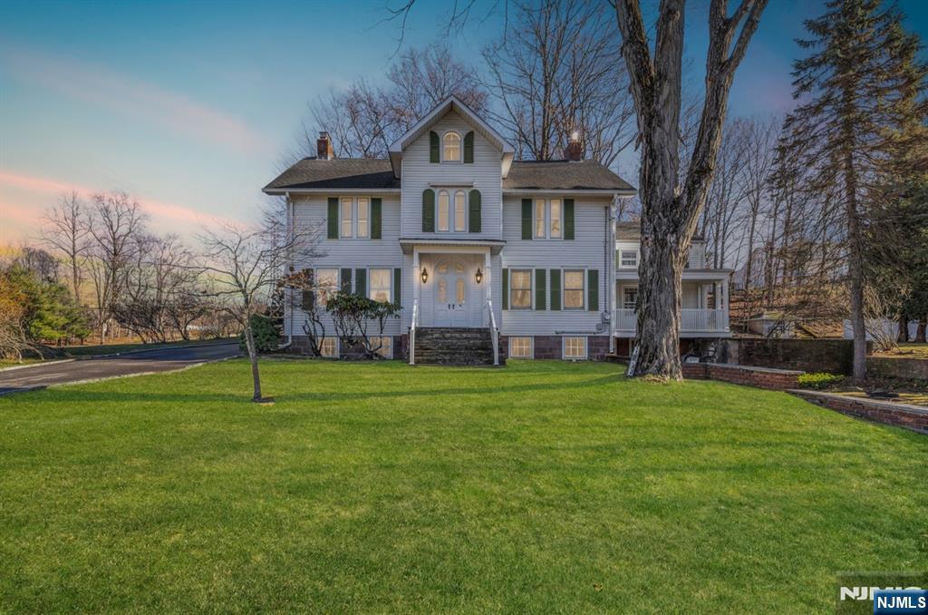 601 Oakwood Drive, Northvale, NJ, 07647