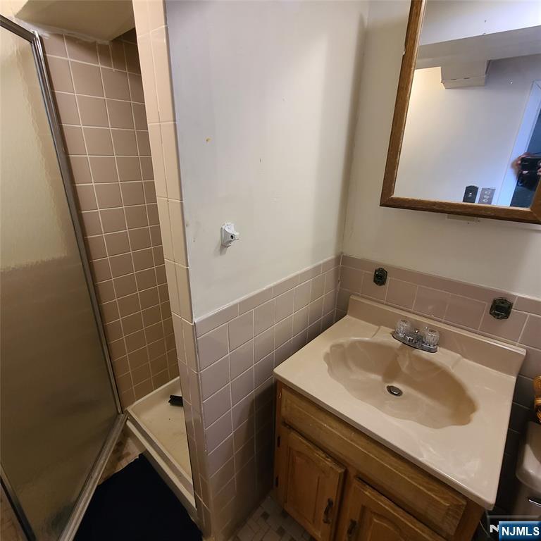 792 Kingsland Avenue