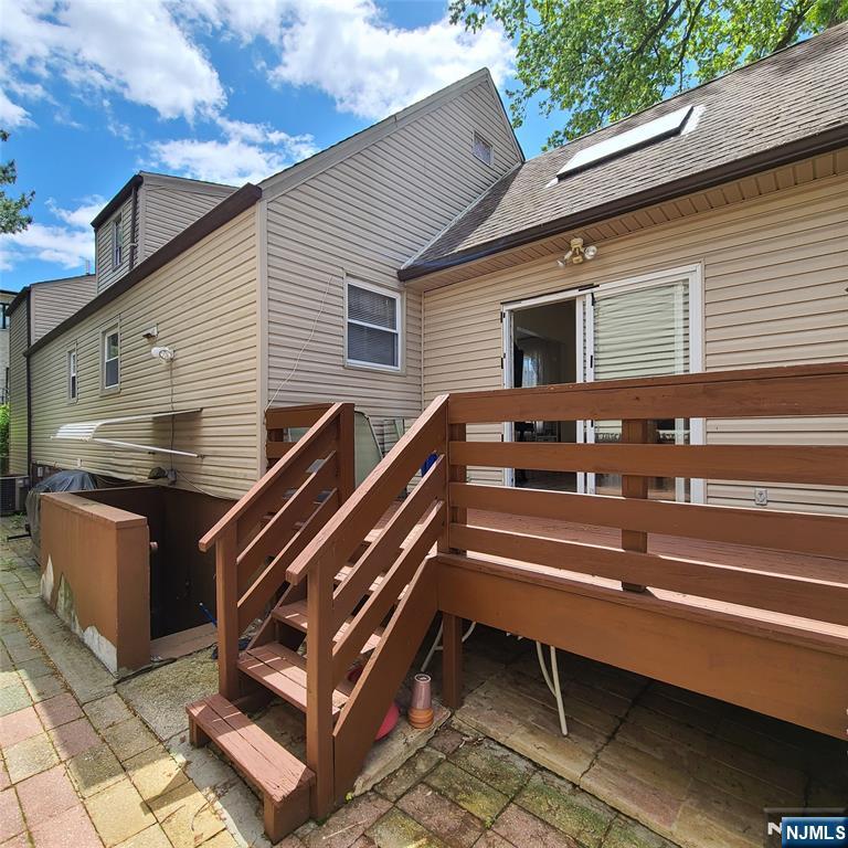 792 Kingsland Avenue