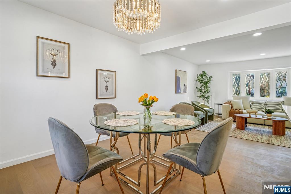 127 E Village Circle, Paramus, NJ, 07652