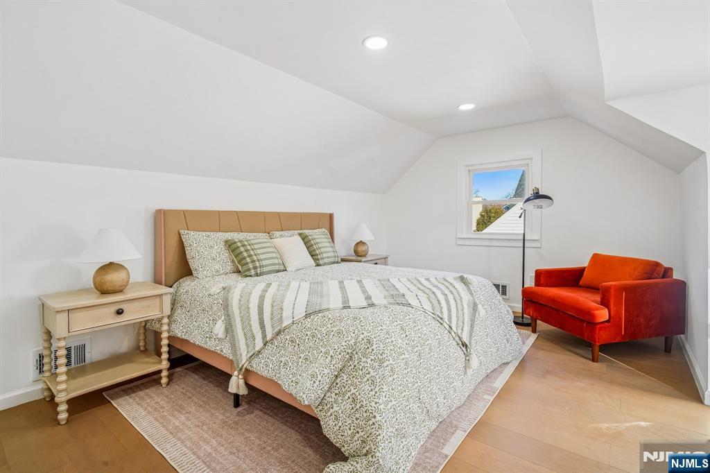 127 E Village Circle, Paramus, NJ, 07652