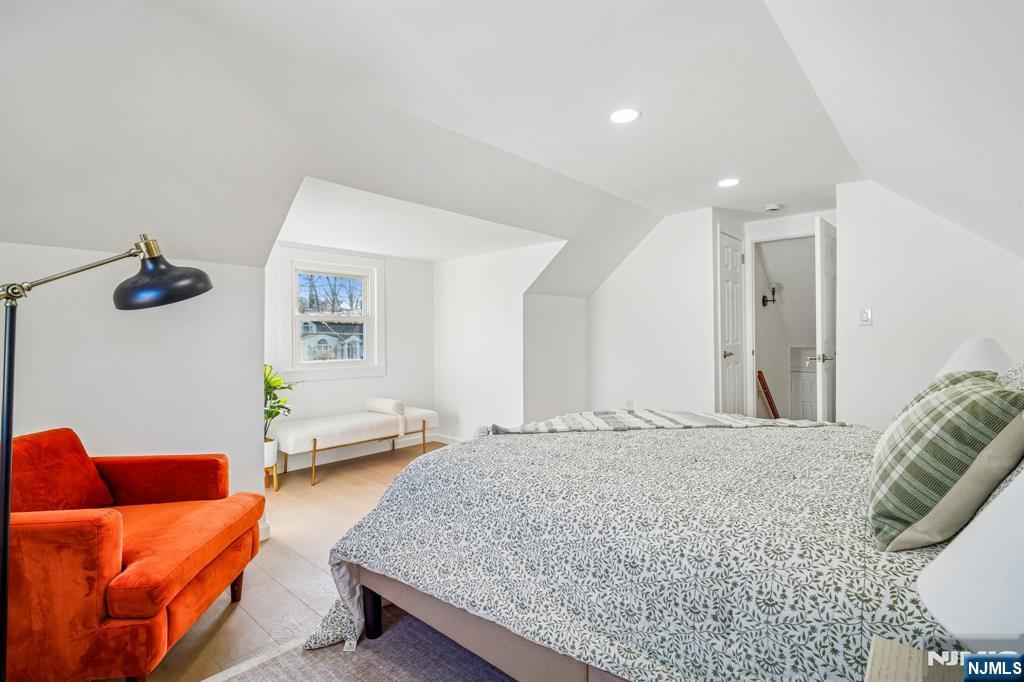 127 E Village Circle, Paramus, NJ, 07652