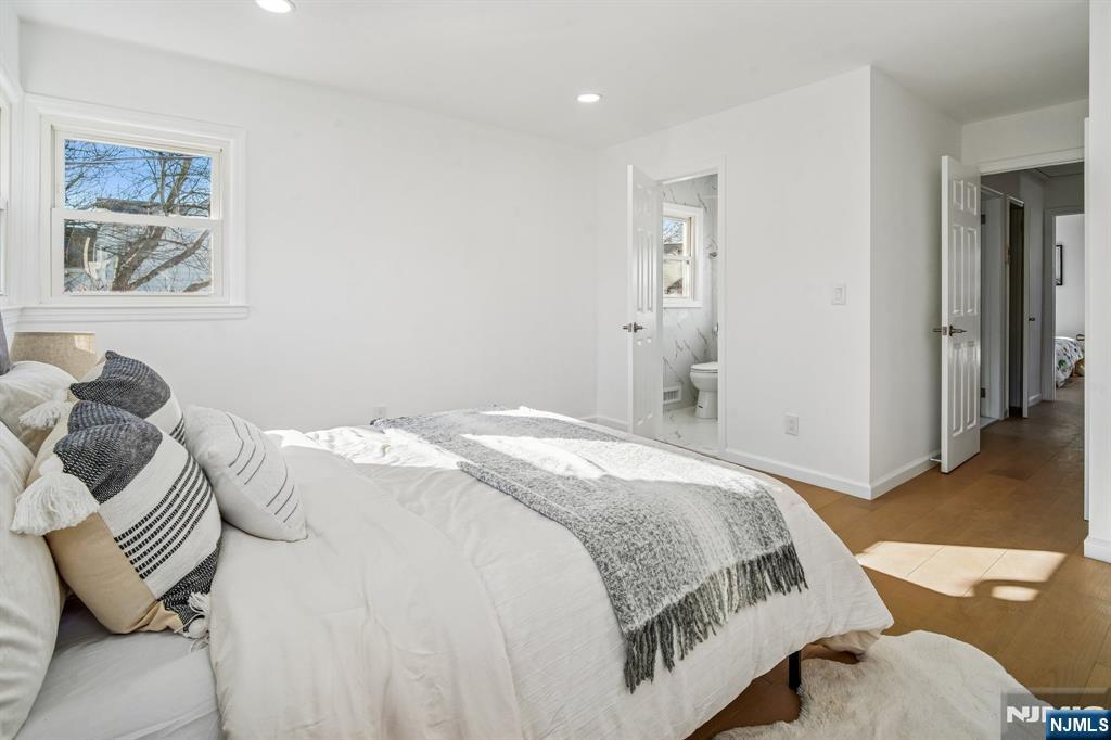 127 E Village Circle, Paramus, NJ, 07652