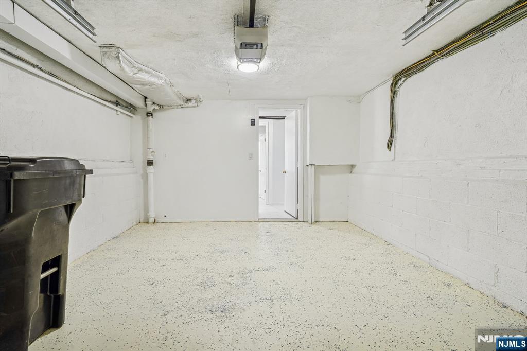 127 E Village Circle, Paramus, NJ, 07652