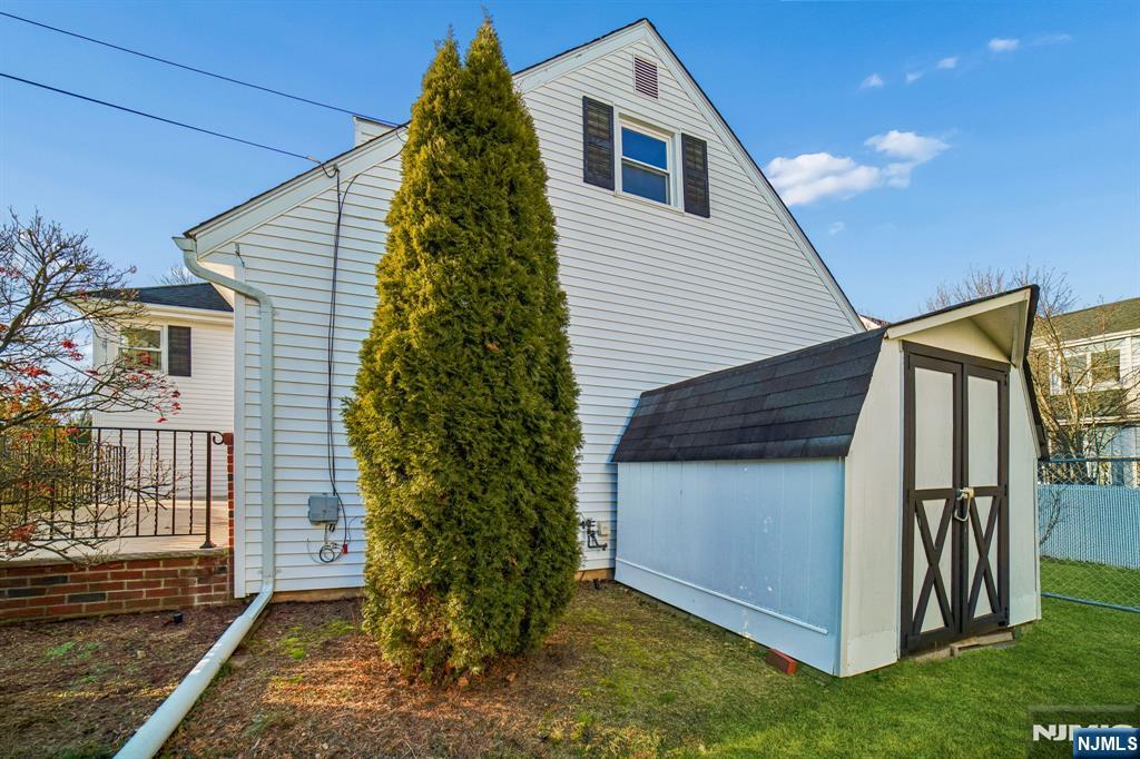 127 E Village Circle, Paramus, NJ, 07652