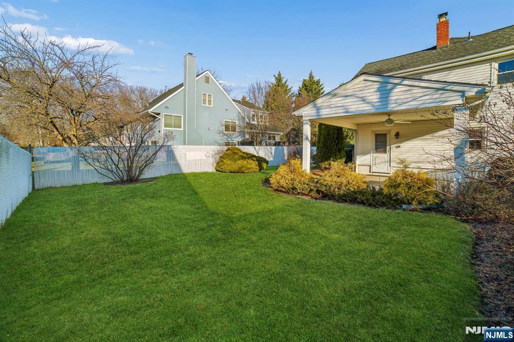 127 E Village Circle, Paramus, NJ, 07652