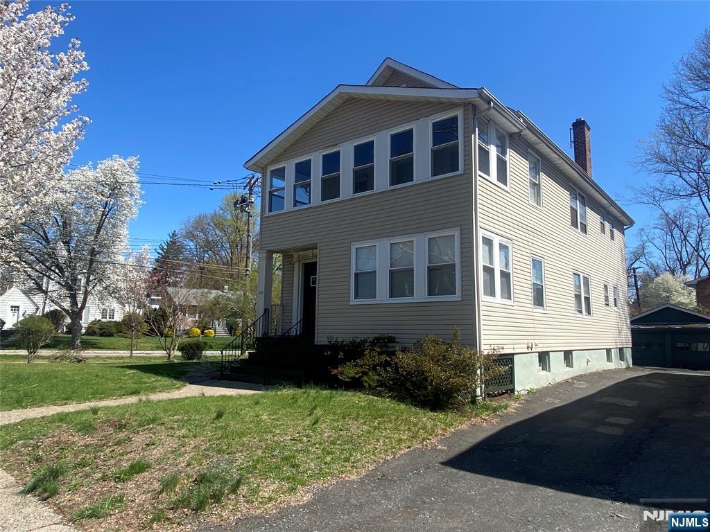 133 Willowdale Avenue - Photo 2