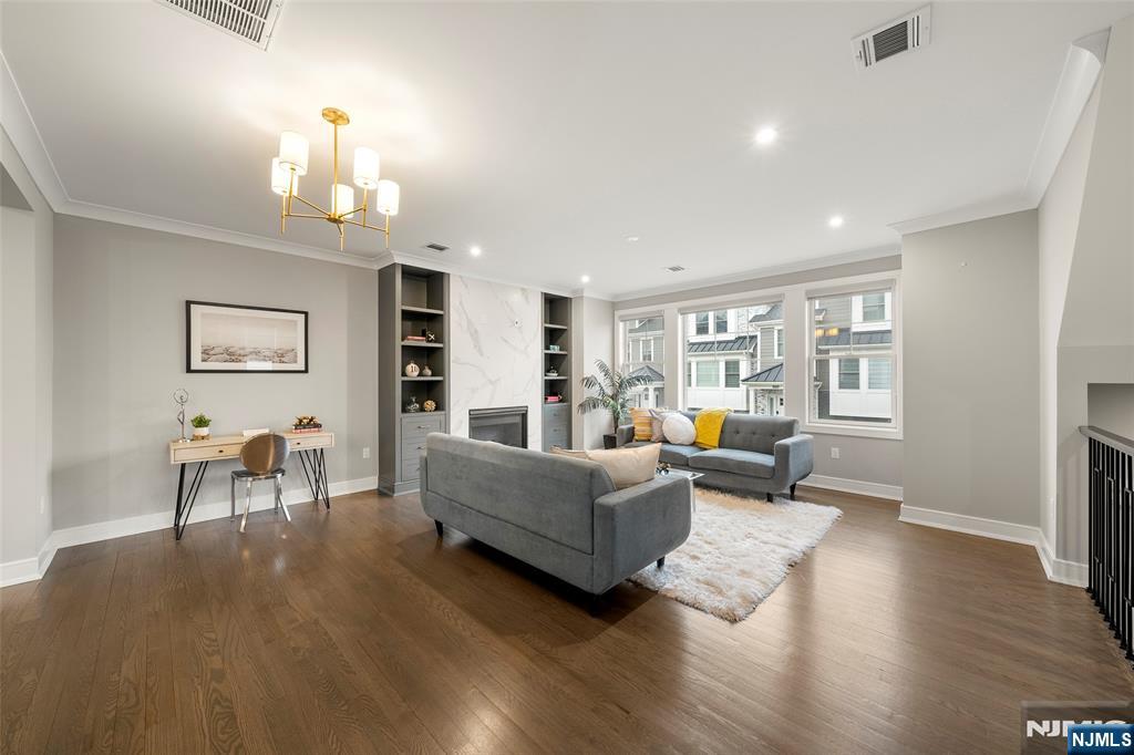 Homes for sale in Cresskill, NJ | 25 Division St #403, Cresskill, NJ 07626 | MLS# 26001747