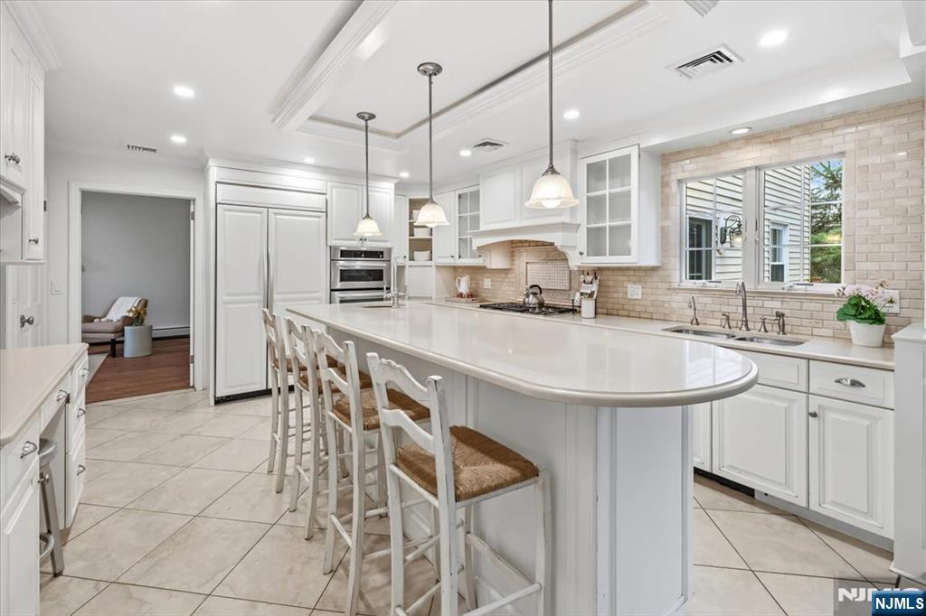 5 Michele Court, Cresskill, NJ, 07626