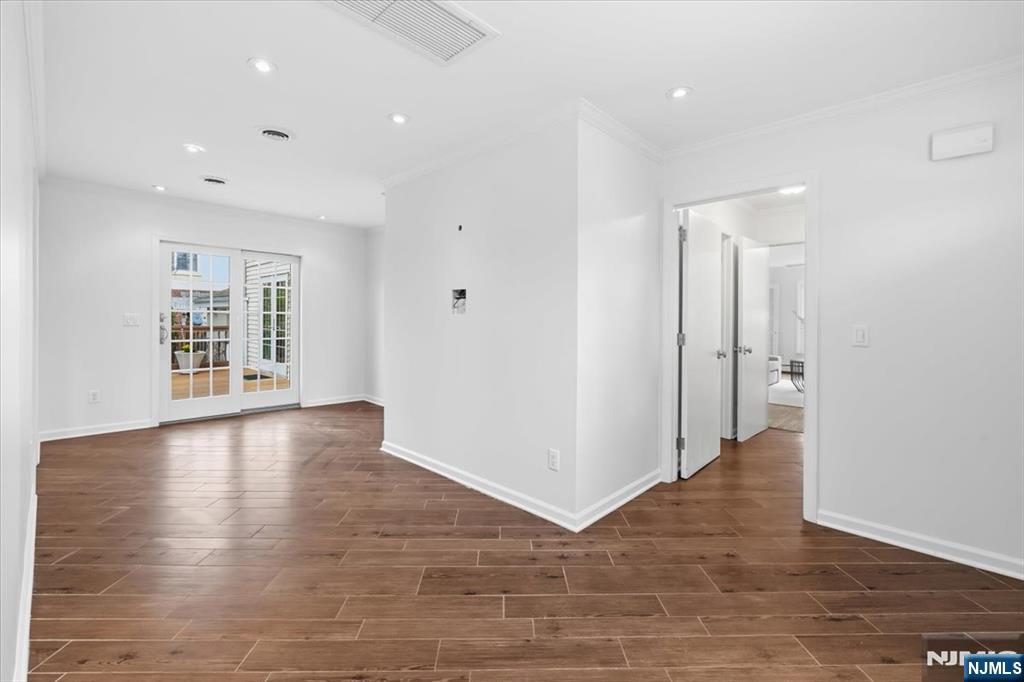 5 Michele Court, Cresskill, NJ, 07626