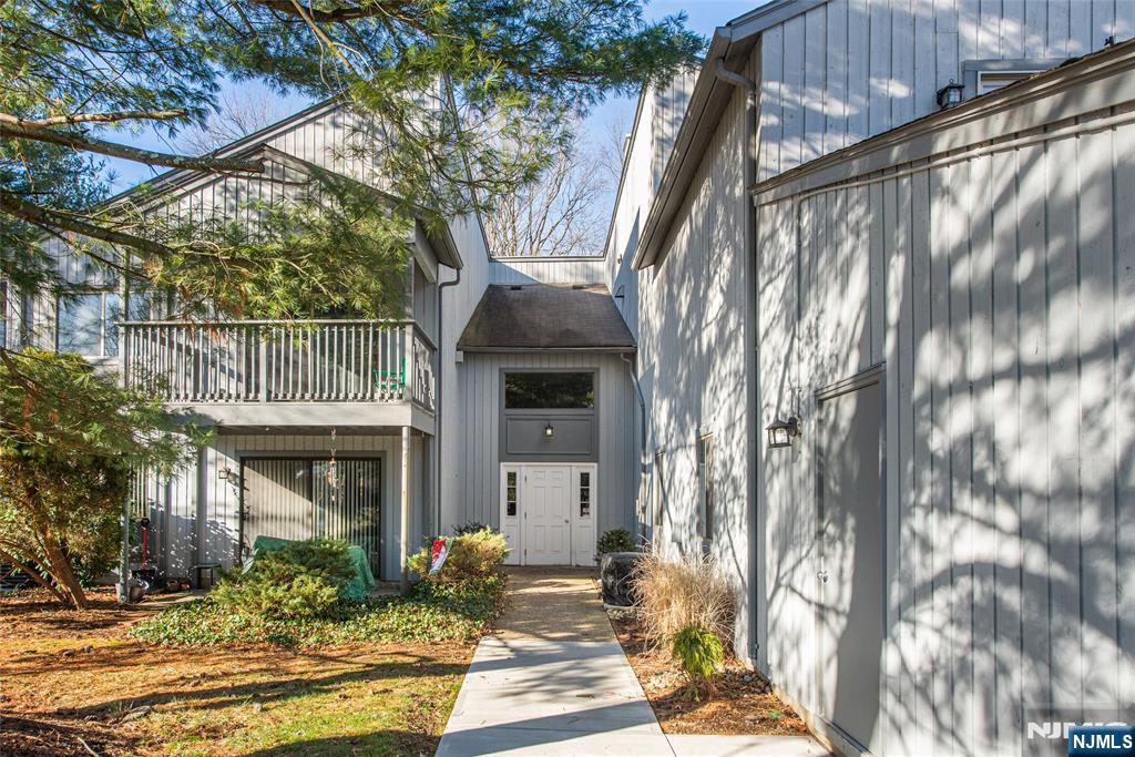 121 Regency Park, Ramsey, NJ, 07446