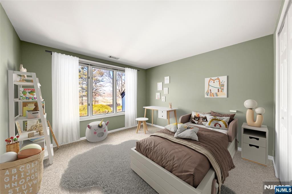 24 Meadowview Court, Leonia, NJ, 07605