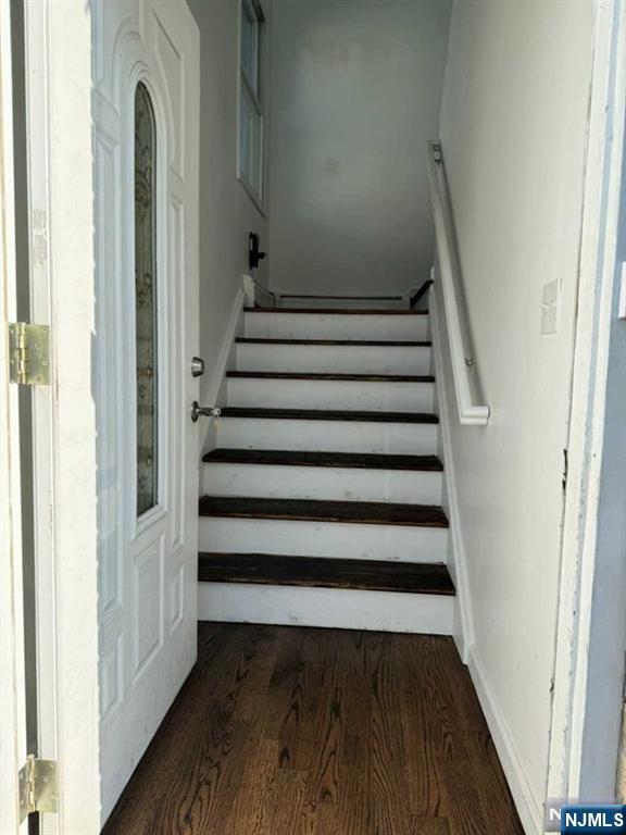 Homes for sale in Elmwood Park, NJ | 121 Philip Ave, Elmwood Park, NJ 07407 | MLS# 26001778