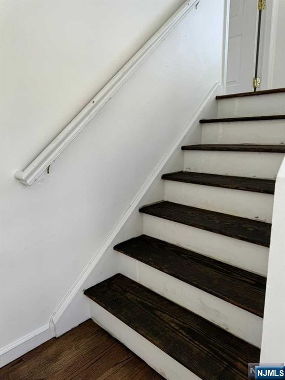 Homes for sale in Elmwood Park, NJ | 121 Philip Ave, Elmwood Park, NJ 07407 | MLS# 26001778