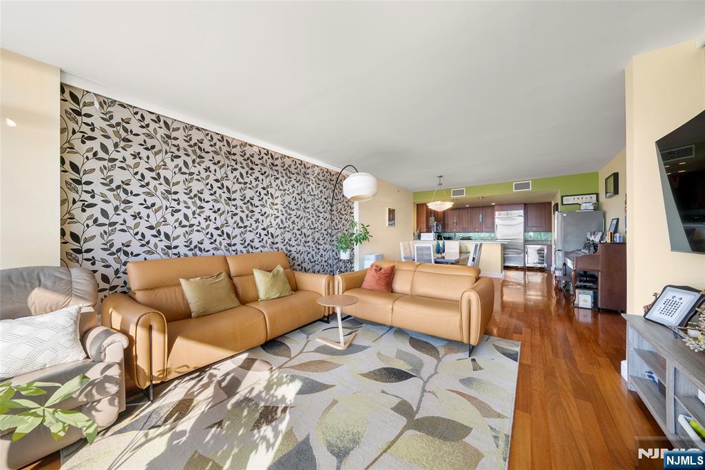 8100 River Road, North Bergen, NJ, 07047