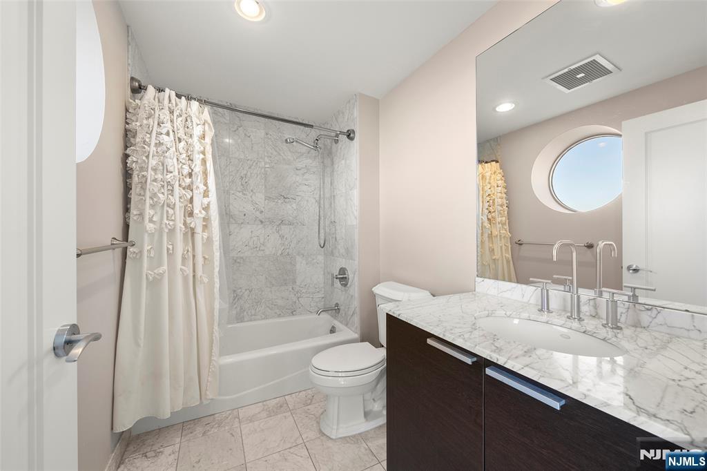 8100 River Road, North Bergen, NJ, 07047