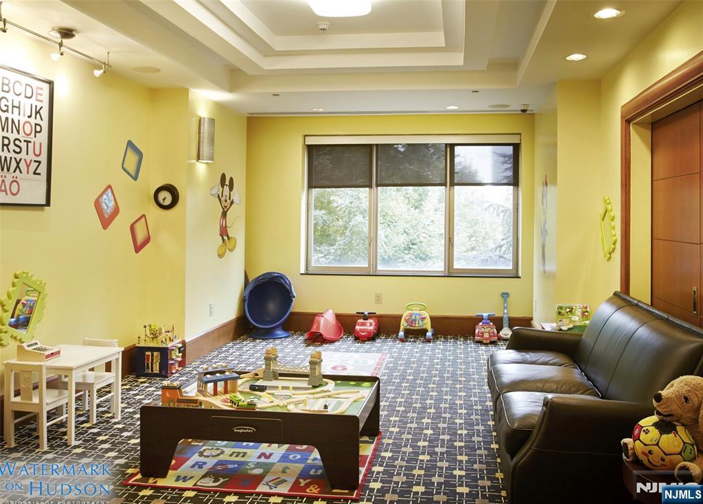 8100 River Road, North Bergen, NJ, 07047