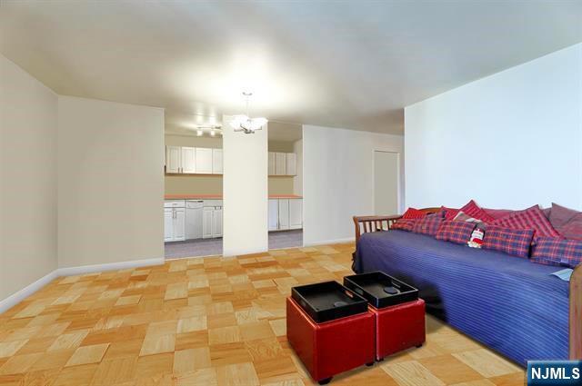 6040 Boulevard East 29N - Photo 2