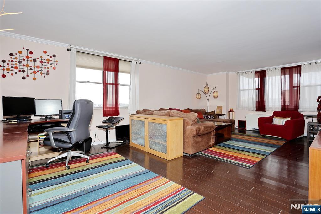 6040 Boulevard, #8H, West New York, NJ 07093 Listing Photo  5