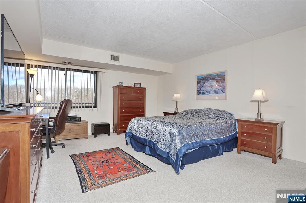 521 Piermont Avenue, River Vale, NJ, 07675