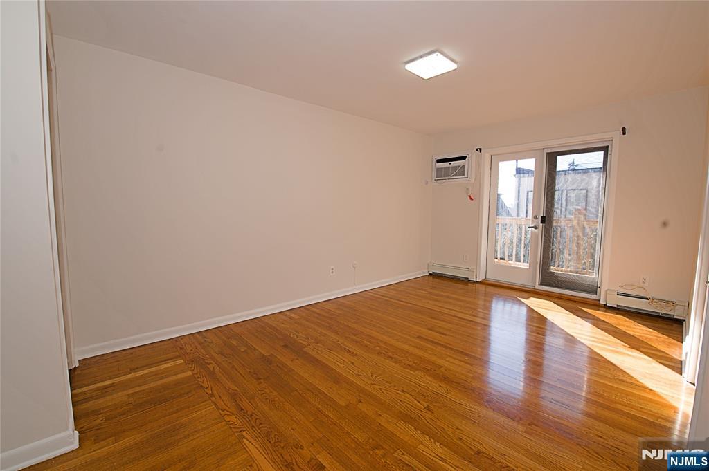 8 Leary Lane #4