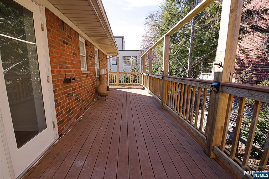 8 Leary Lane #4