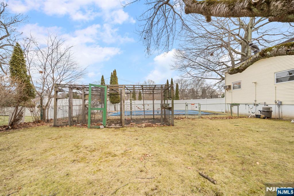 601 Oakwood Drive, Northvale, NJ, 07647