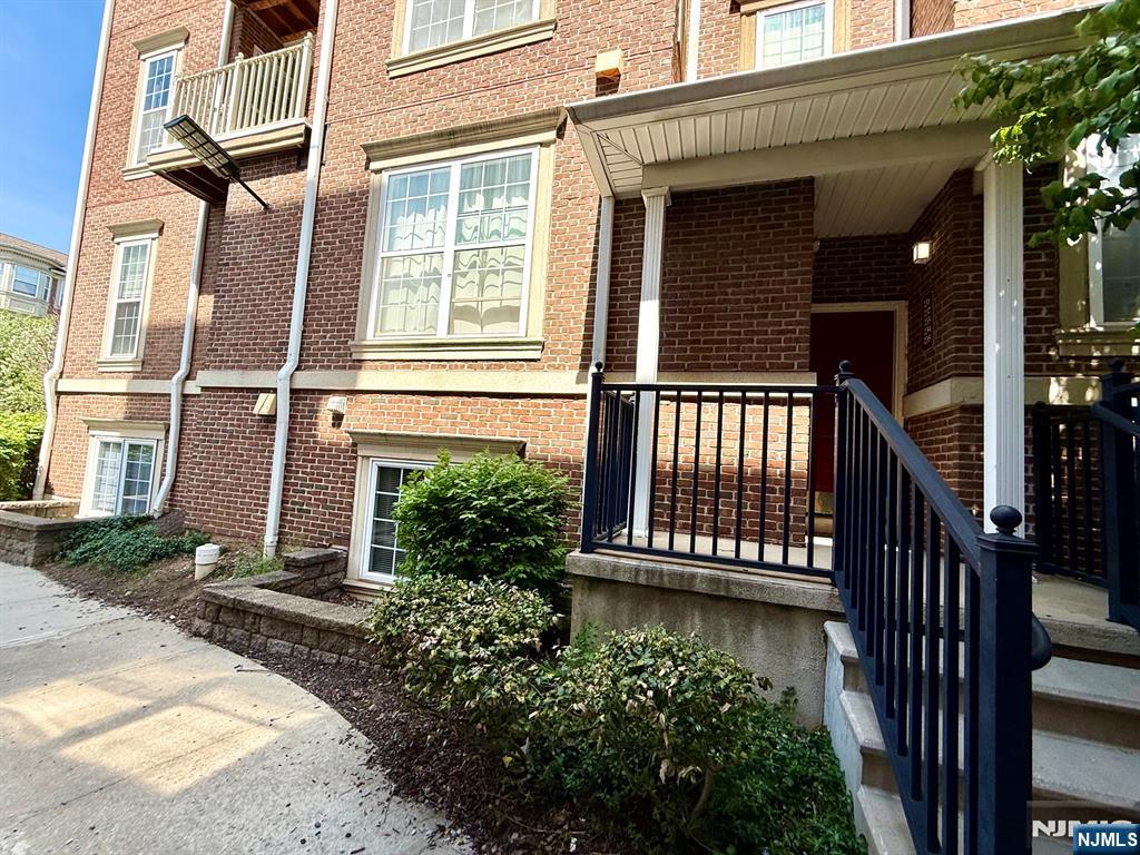 200 Dey Street 231 - Photo 3