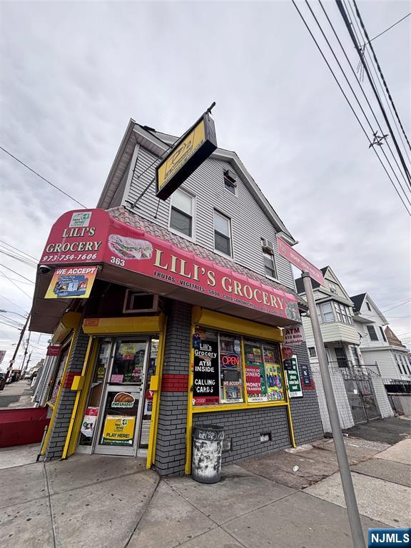 365 10th Avenue, Paterson NJ — listing photo