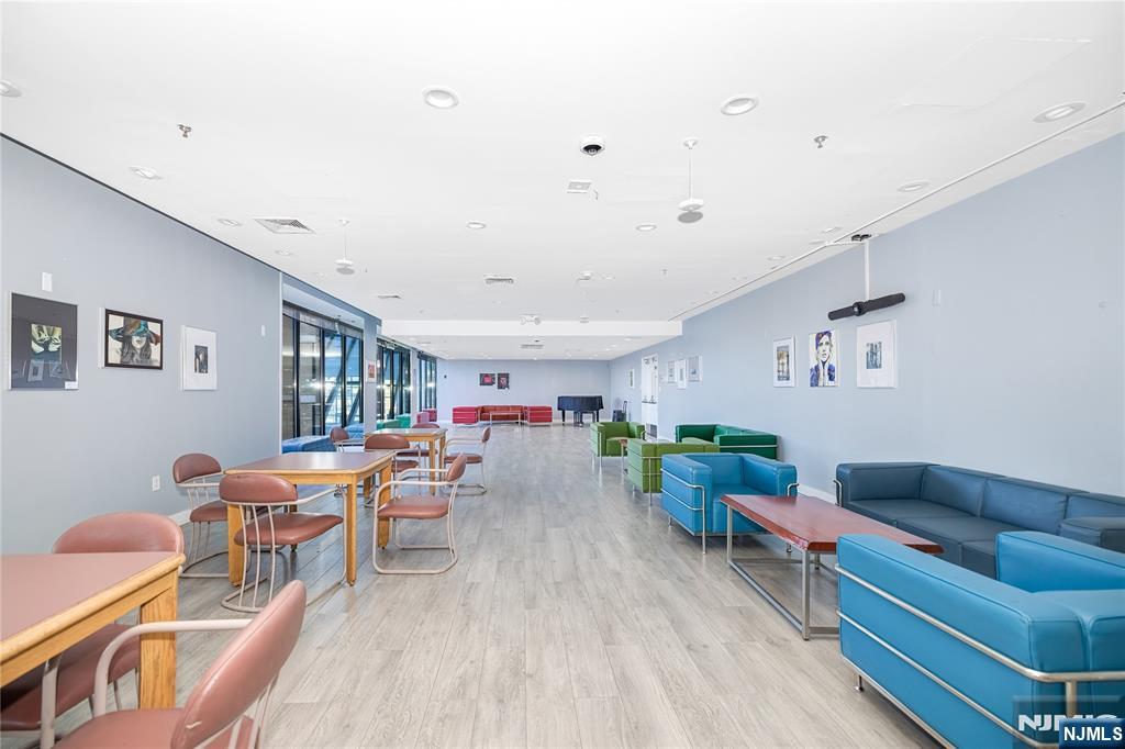 7002 JFK Blvd E Boulevard #35A