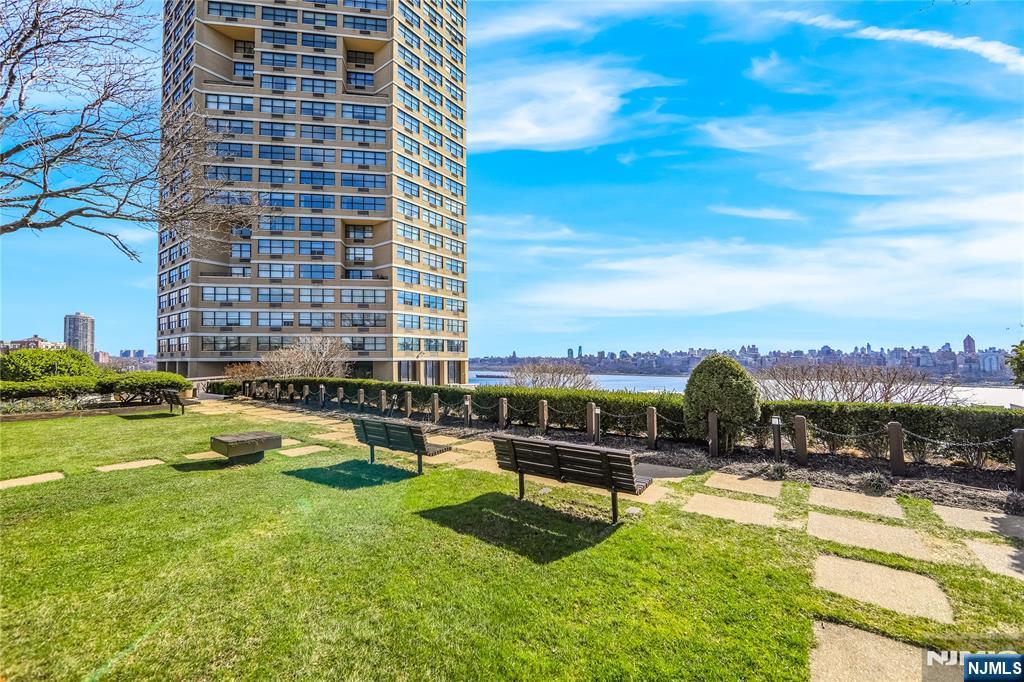 7002 JFK Blvd E Boulevard #35A