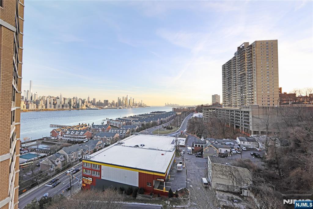 7002 JFK Blvd E Boulevard #35A