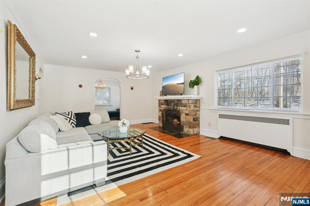 1486 Windsor, Teaneck, NJ, 07666