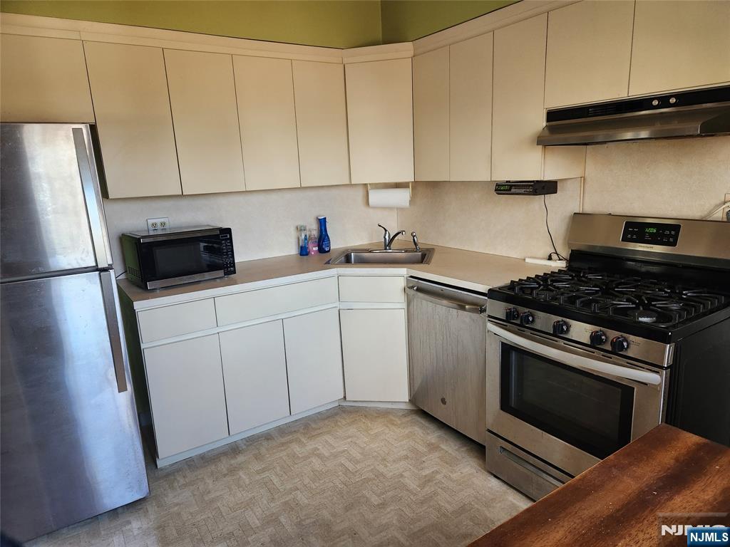 211 Denver Road, Paramus, NJ, 07652